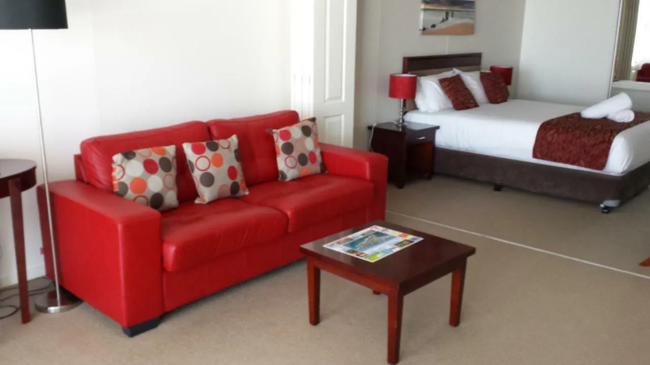 ****  Ocean Views Resort Caloundra Australia